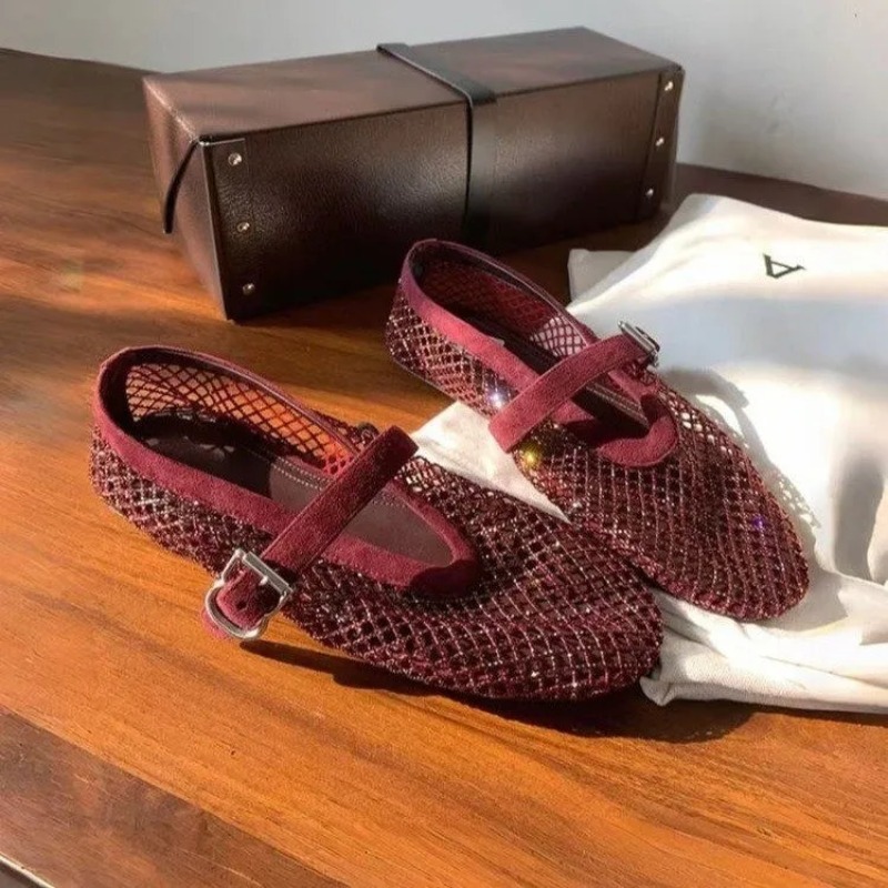 Hollow Rhinestone Baotou Sanda - Women Shoes Model 评论和价格